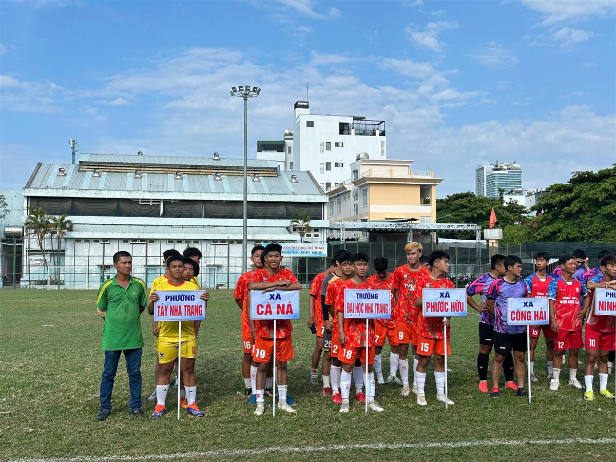 Đội tuyển sinh vi&ecirc;n Trường Đại học Nha Trang