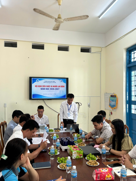 Trung Tâm Thể dục và Thể thao tổ chức thành công hội nghị viên chức và người lao động năm học 2026 - 2027