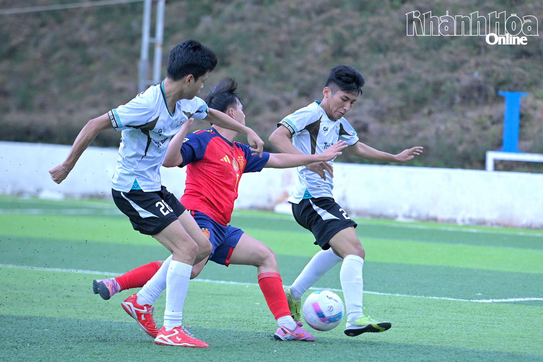 Trường Đại học Nha Trang: Sôi nổi các hoạt động thể thao
