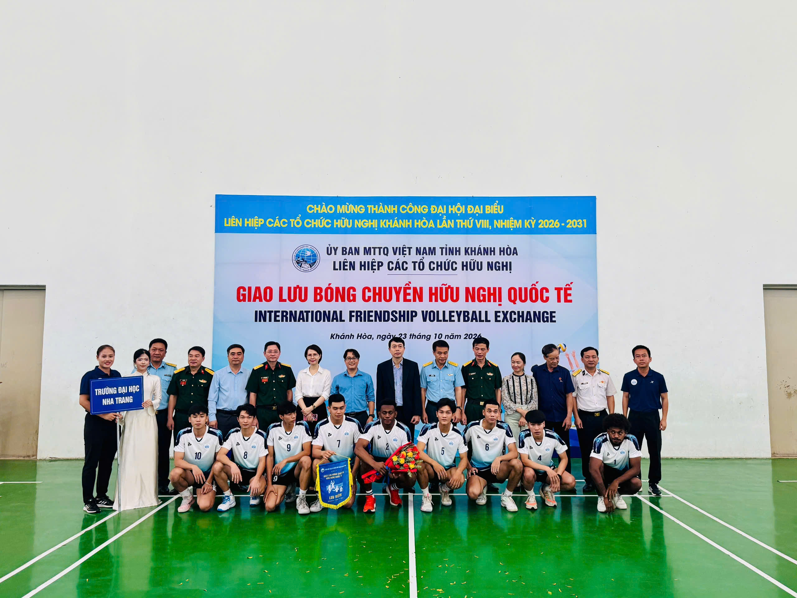 Đội tuyển bóng chuyền sinh viên Trường Đại học Nha Trang tham gia Giải bóng chuyền hữu nghị quốc tế